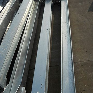 Insulator support structures