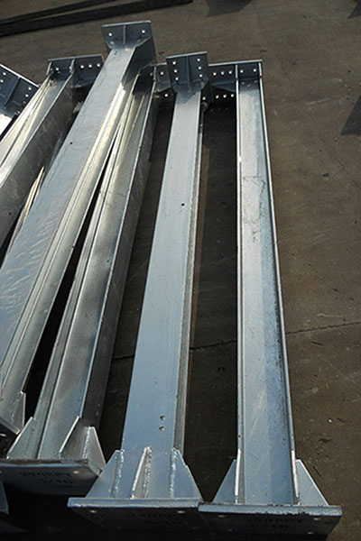 Insulator support structures